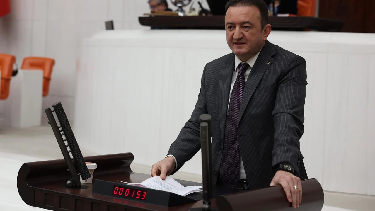 Bektaş’tan TÜVTÜRK Çıkışı