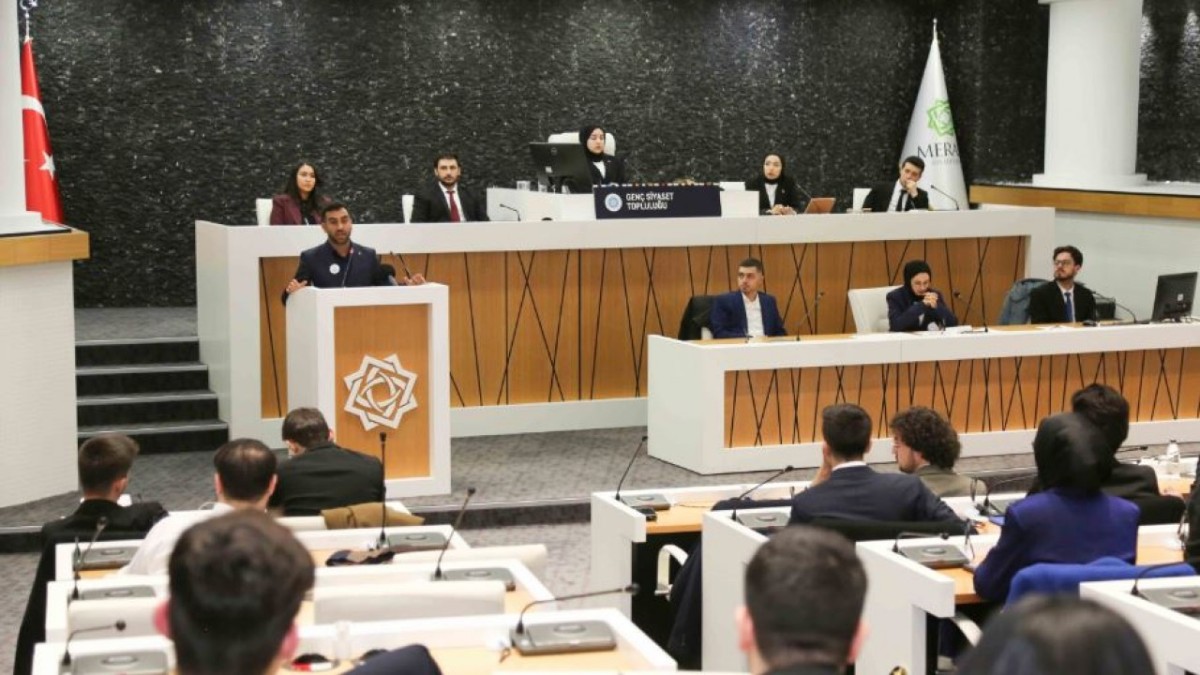 Başkan Kavuş, Geleceğin Siyasetçileri Ve Bürokratlarıyla Buluştu