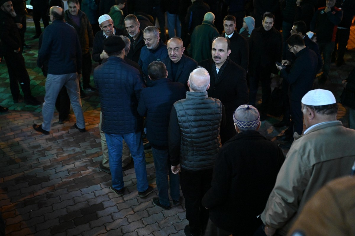 Başkan Altay ve Başkan Kavuş Konyalıların İlk Teravih Namazı Heyecanına Ortak Oldu