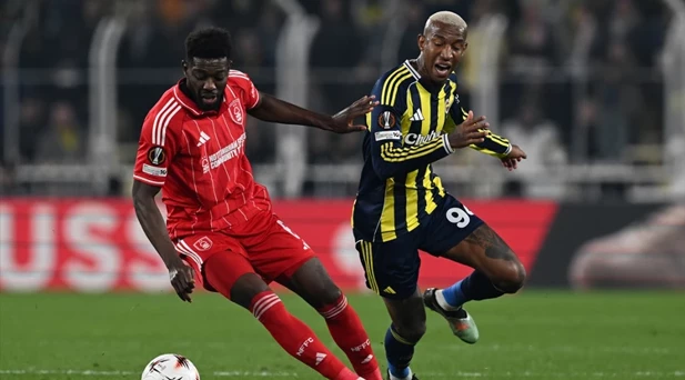 Fenerbahçe'den Evinde Şok Yenilgi
