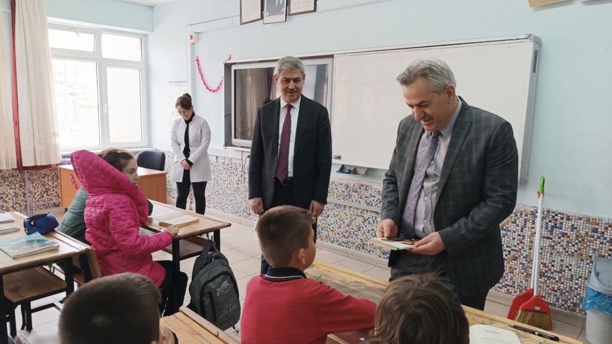 İl Milli Eğitim Müdürü Yiğit Okul Ziyaretlerinde Bulundu