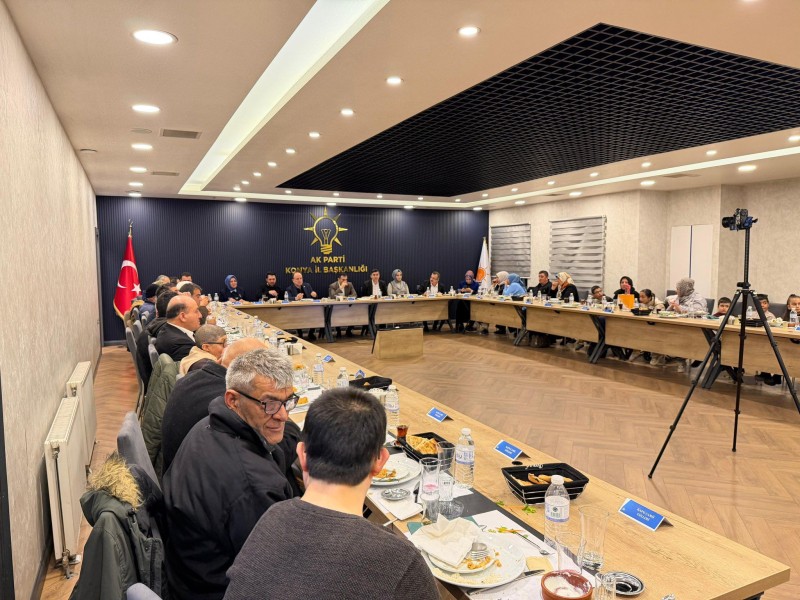 Konya’da AK Parti İl Başkanlığı “Kapu Camii’nin Gülleri” ile İftarda Bir Araya Geldi