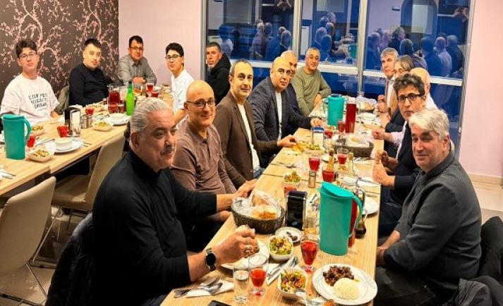 Ankara'da Yaşayan Yunaklılar İftarda Buluştu