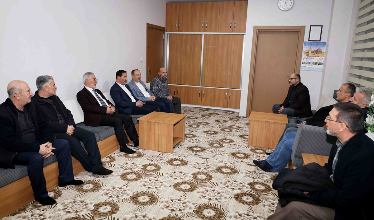 Başkan Kılca İftar, Teravih Ve Sahurda Vatandaşlarla Buluştu