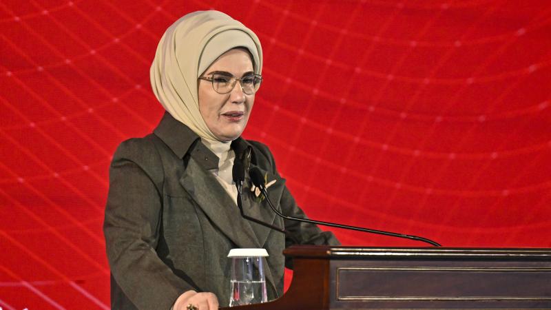 Emine Erdoğan 8 Mart Dünya Kadınlar Günü'nü Kutladı