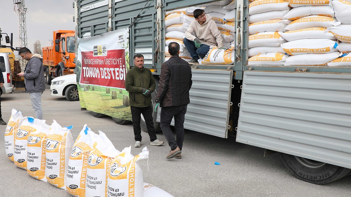 Çiftçilere Yüzde 50 Hibeli Tohum Desteği