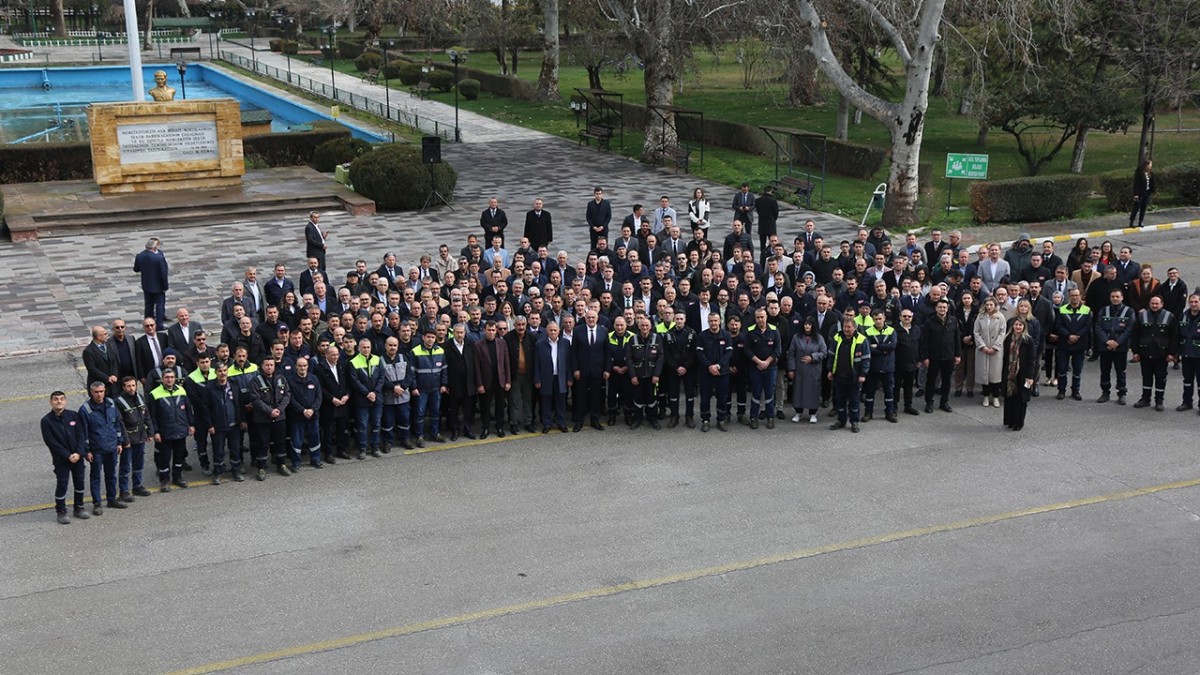 Başkan Erkoyuncu Çalışanlarla Bayramlaştı