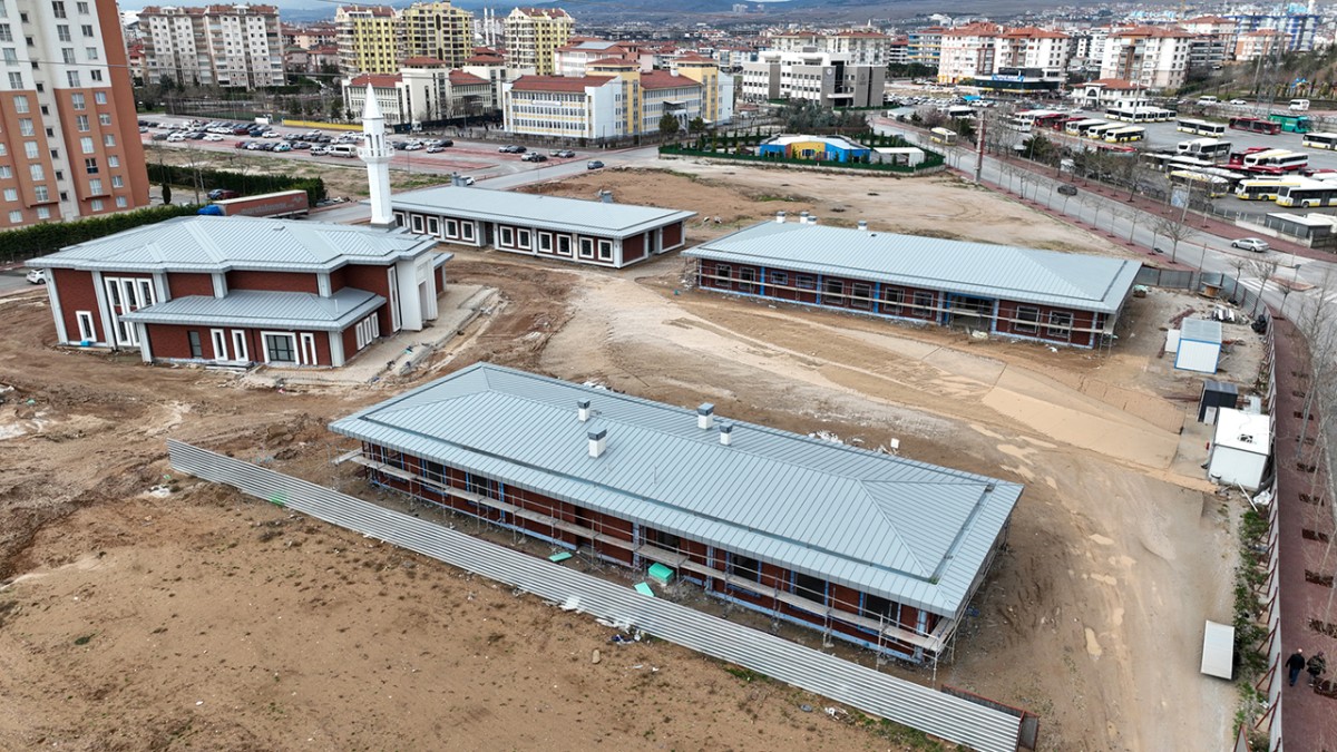 Selçuklu’da Mahalle Külliyesi Hızla Yükseliyor
