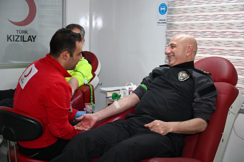 Emniyetten Anlamlı Bağış