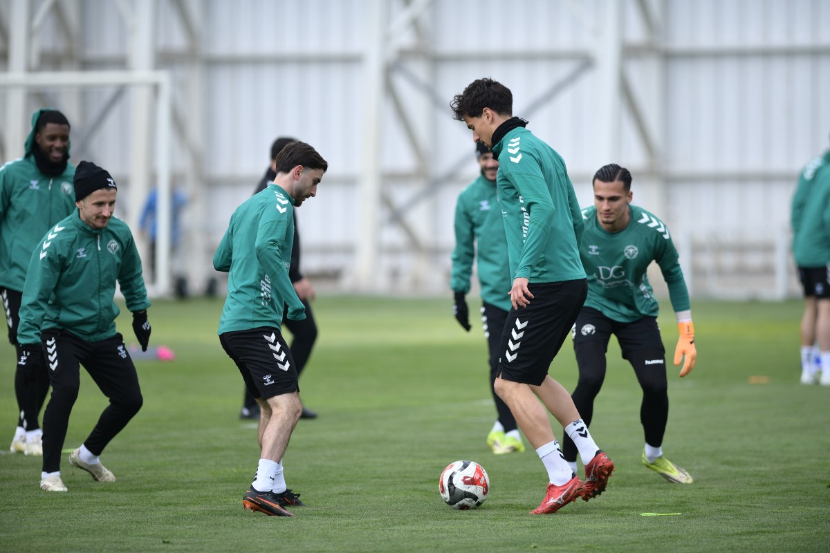 Tümosan Konyaspor'da Hazırlıklar Devam Ediyor