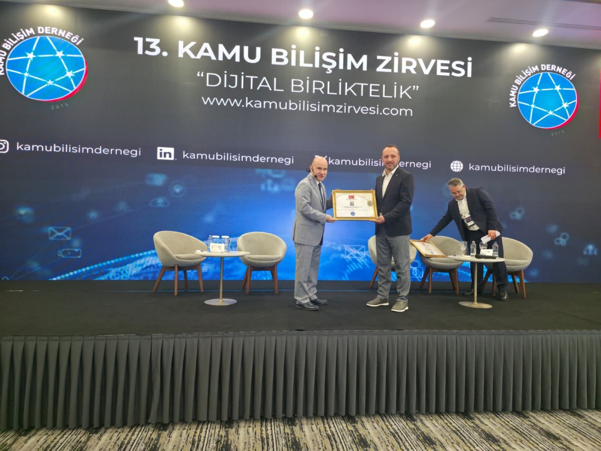 KOSKİ’ye “Dijital Birliktelik Zirvesi”nde Başarı Belgesi