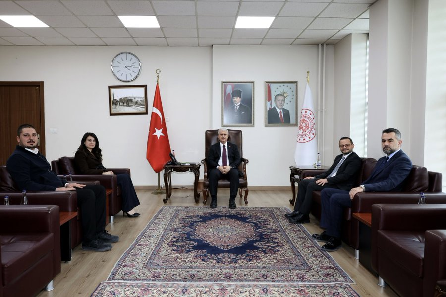 İMO Konya’dan Vali Akın’a Nezaket Ziyareti