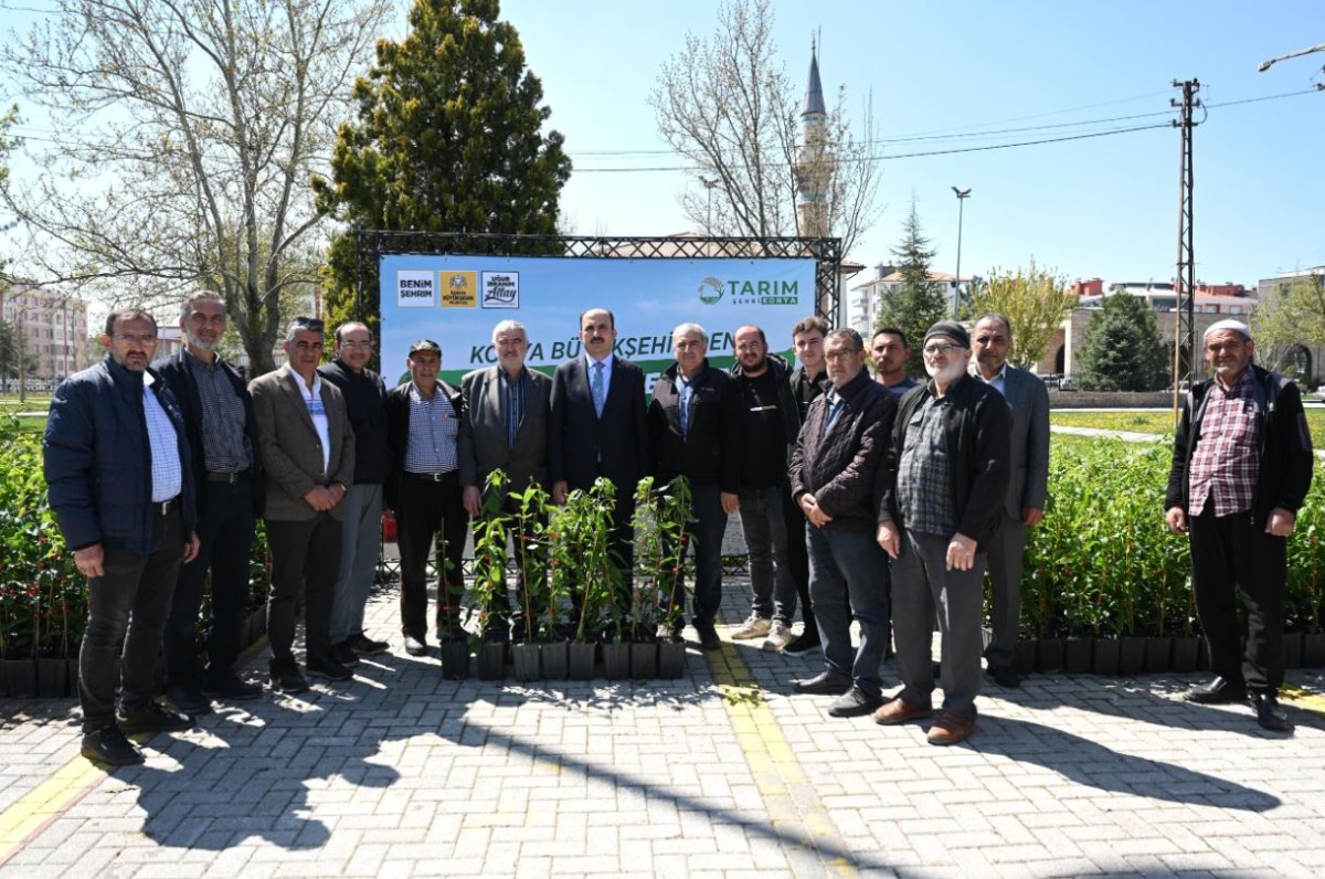 Çiftçiye Yüzde 50 Hibeli 31 Bin Meyve Fidanı Desteği