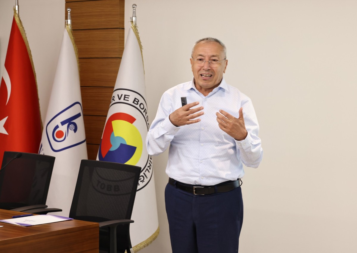 Dr.Çetinkaya:‘’Orta Doğu’daki Gelişmeler, Türkiye’yi Yeni Enerji Merkezi Yapabilir’’