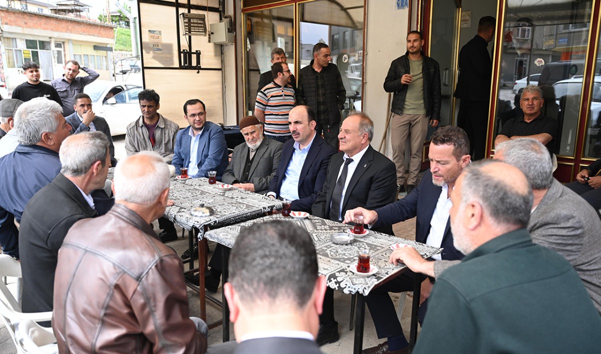 Başkan Altay Sarayönü’nde Vatandaşlarla Buluştu
