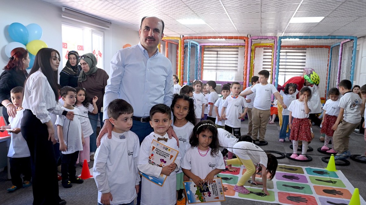 Başkan Altay Anaokulu Öğrencileriyle Buluştu