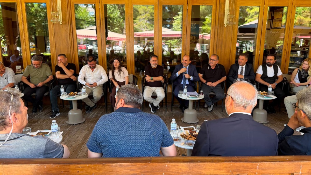 Başkan Altay: “Cumhurbaşkanımızın İzinde Ülkemizi Temsil Etmek İçin Bir Yola Çıktık”