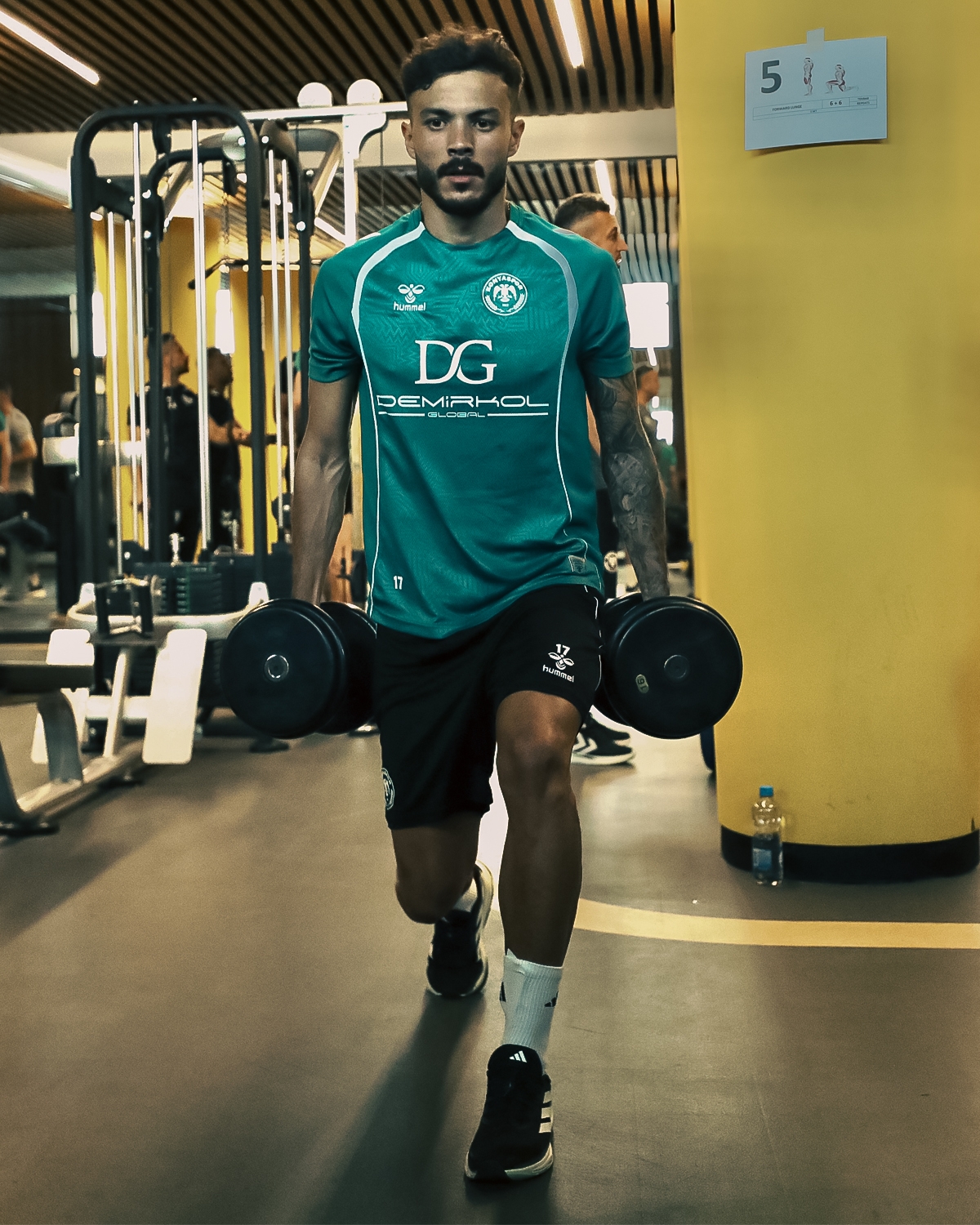 Tümosan Konyaspor Salonda Çalıştı