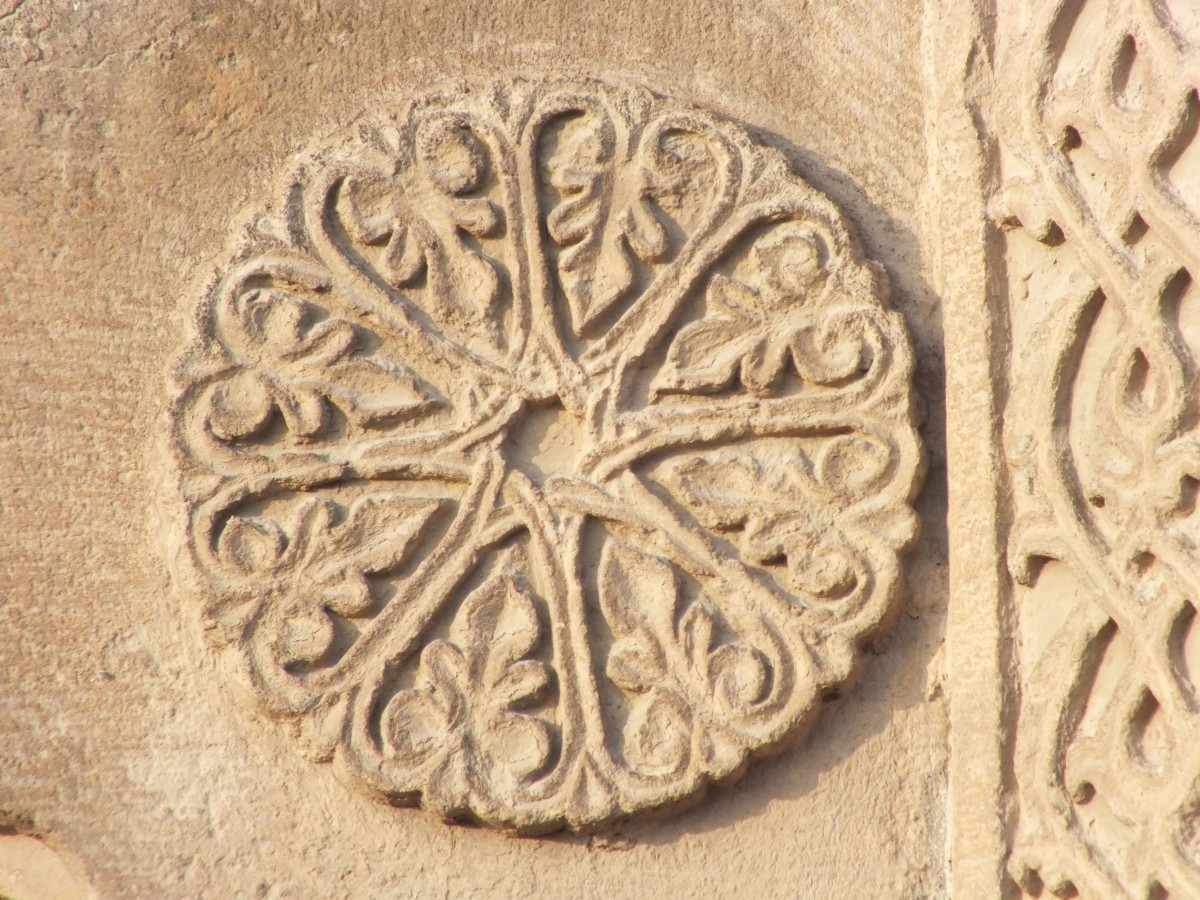 Konya'nın Taşlara İşlenen Mirası Gülbezekler