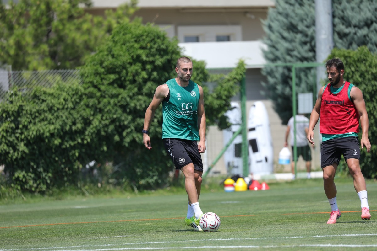 Konyaspor'un Antrenman Günlüğü (13 Ağustos Perşembe Çalışması)