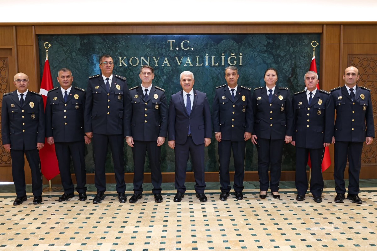 Vali İbrahim Akın, Terfi Eden Emniyet Müdürlerini Makamında Kabul Etti