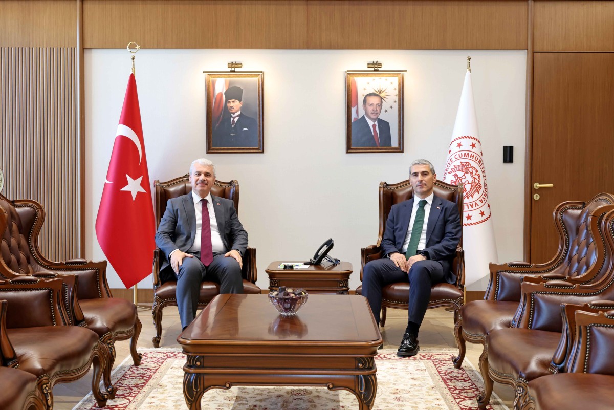 Vali İbrahim Akın, Afyonkarahisar Valisi Dr. Naci Aktaş’ı Misafir Etti