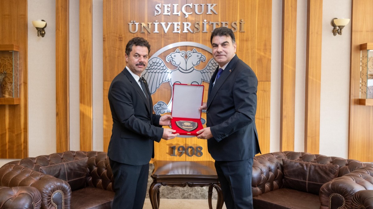 Millî Savunma Bakan Yardımcısı Heybet, Rektör Yılmaz’ı Ziyaret Etti