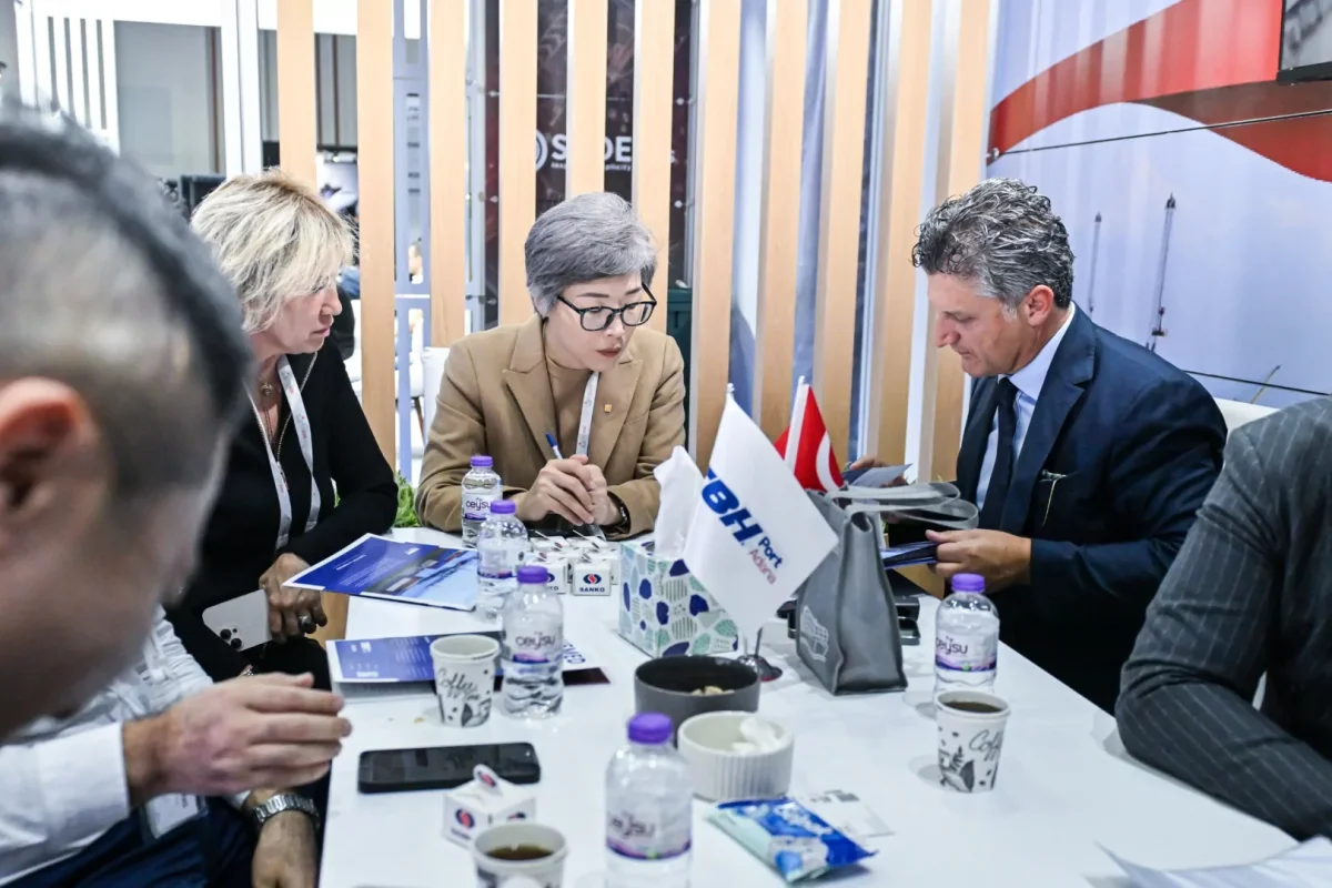 LOGISTECH’te Zengezur Koridoru ve Alsancak Limanı Masaya Yatırıldı