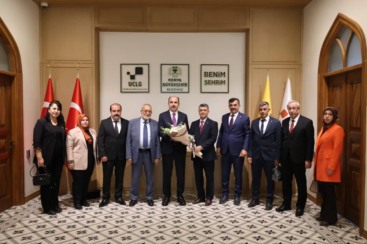 Konya'da Başkan Altay muhtarlarla buluştu