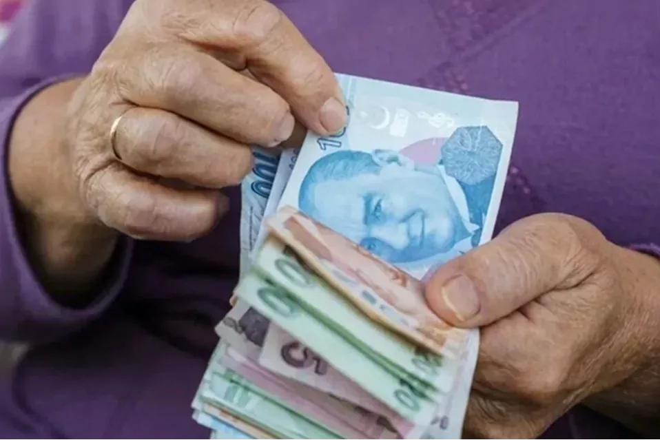 Emekliye Seyyanen Ne Kadar Zam Yapılacak?