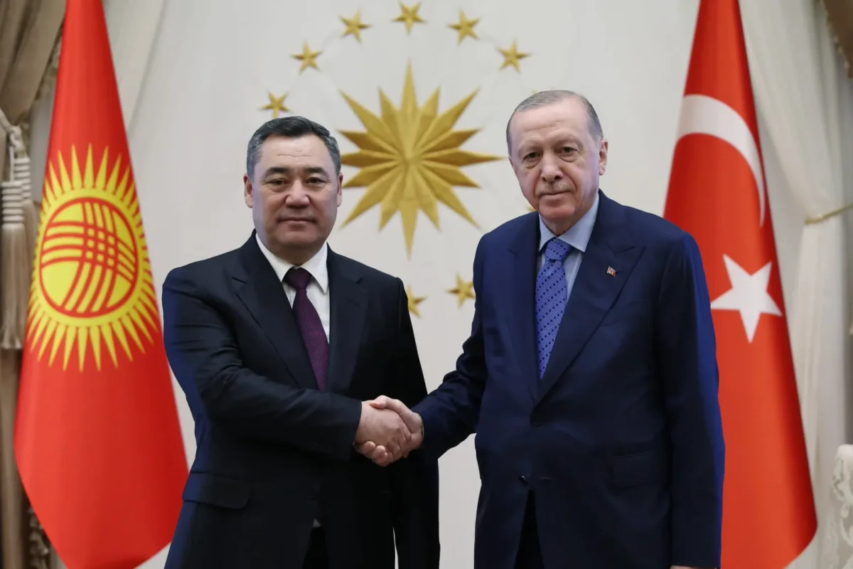 Erdoğan, Kırgızistanlı Mevkidaşıyla Görüştü