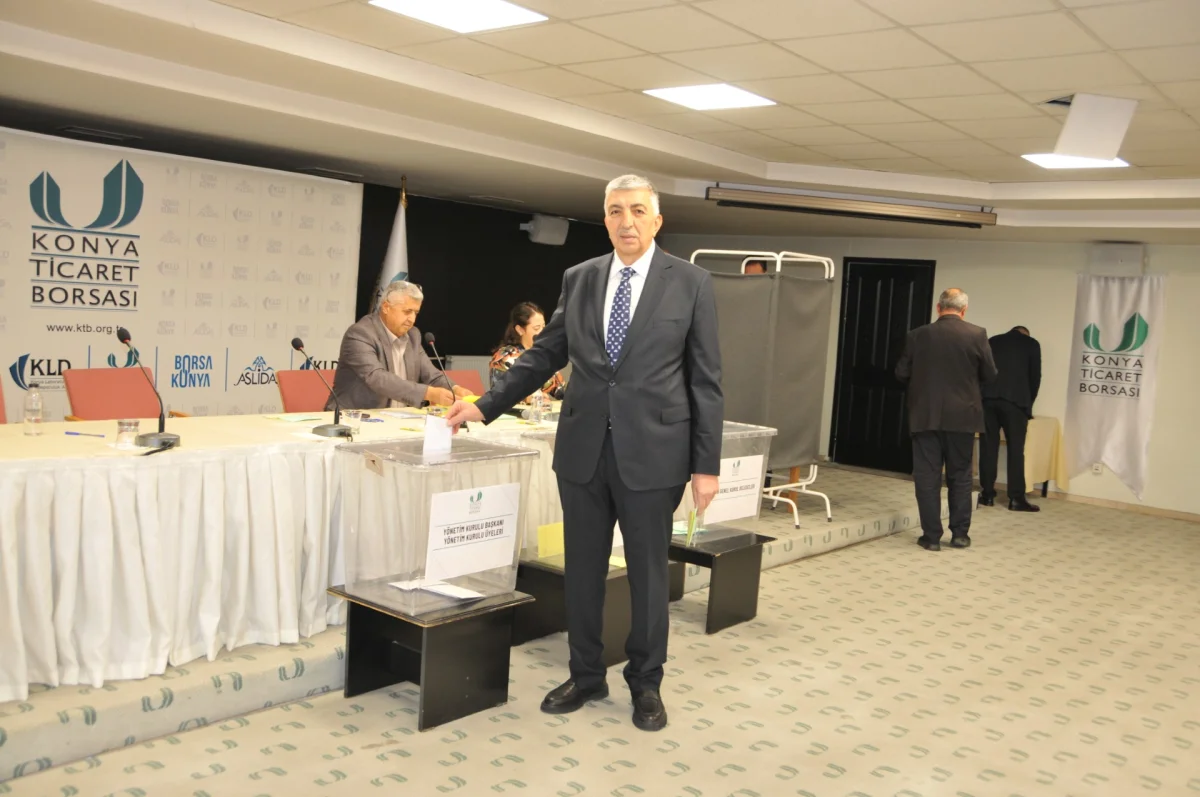 Konya Ticaret Borsasında Hüseyin Çevik Güven Tazeledi