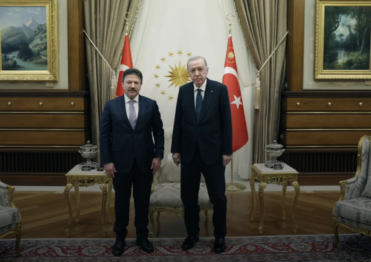 Cumhurbaşkanı Erdoğan, Külliye’de TESK Genel Başkanı Mehmet Yiğiner’i Kabul Etti