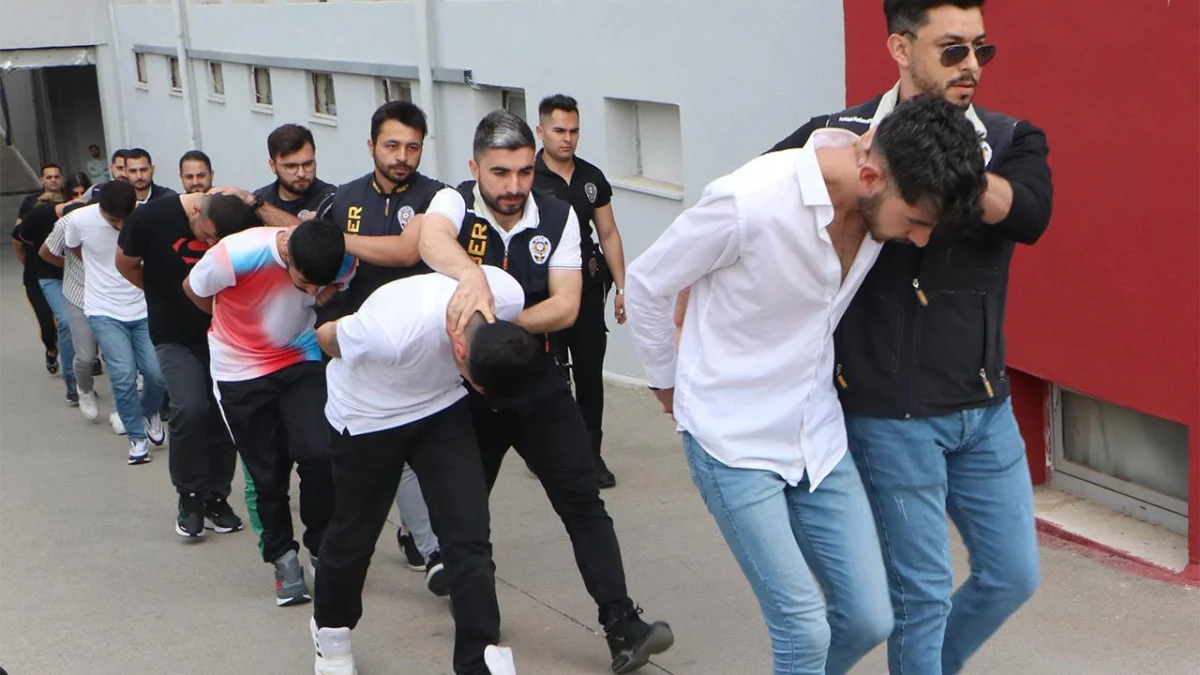 Sahte Ev İlanıyla Vurgun Yapan Şebeke Çökertildi!