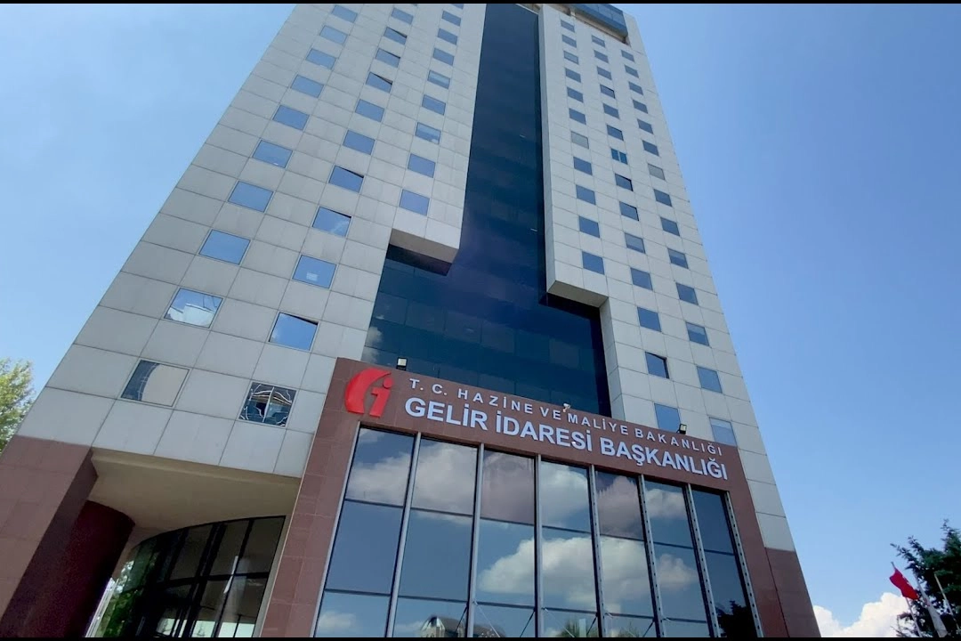 11 İlin Defterdarlığına Atama