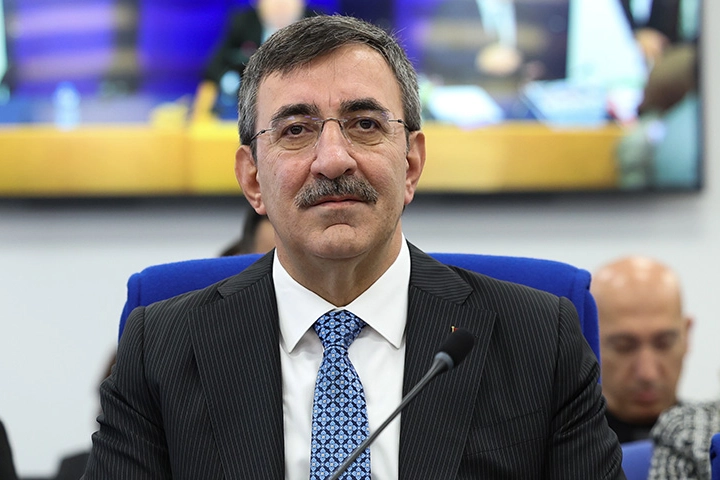 Girne Açıklarındaki Gemi Kazasına Cevdet Yılmaz’dan Açıklama