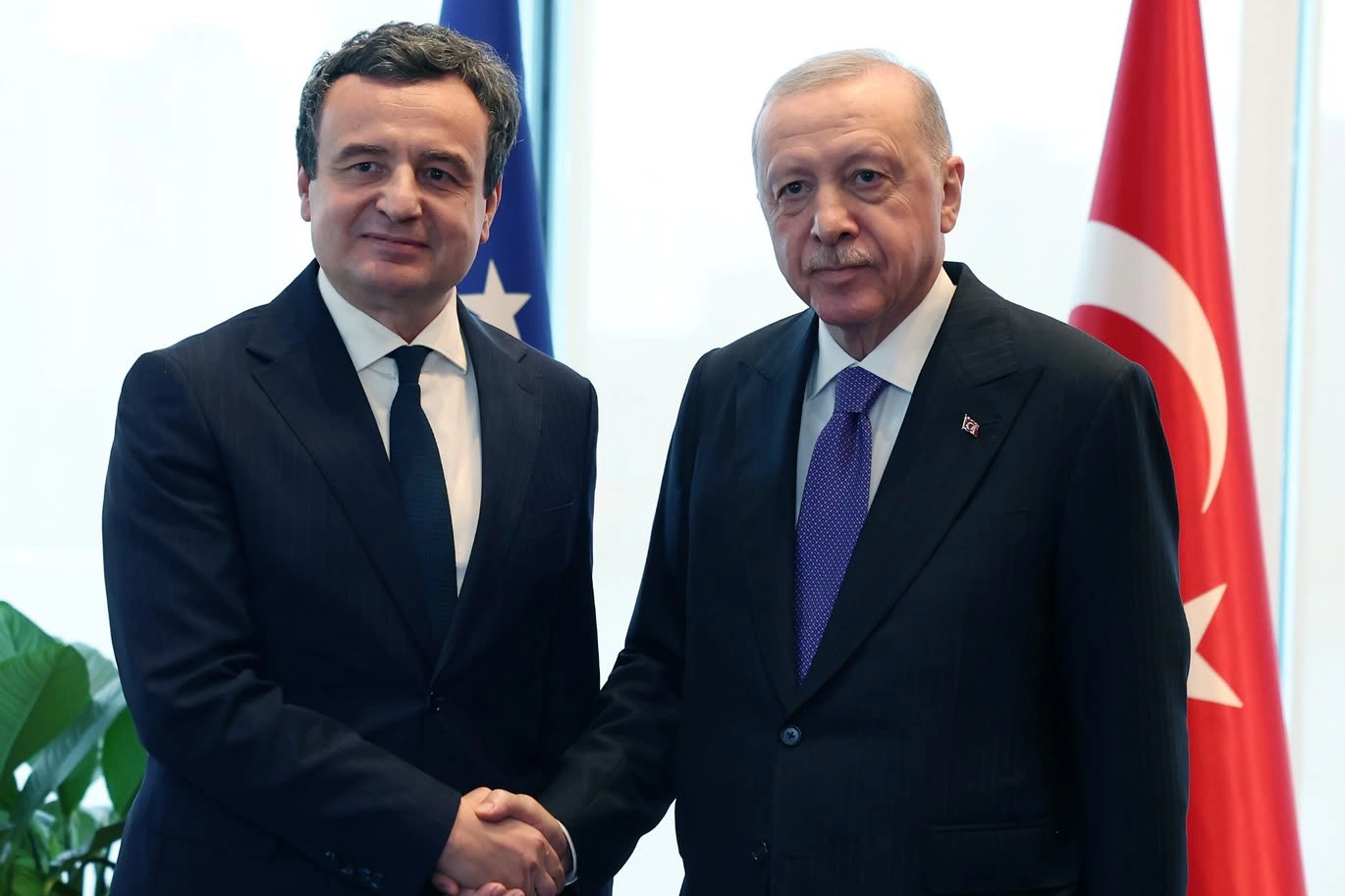 Cumhurbaşkanı Erdoğan, Kosova Başbakanı'nı Türkevi’nde Kabul Etti
