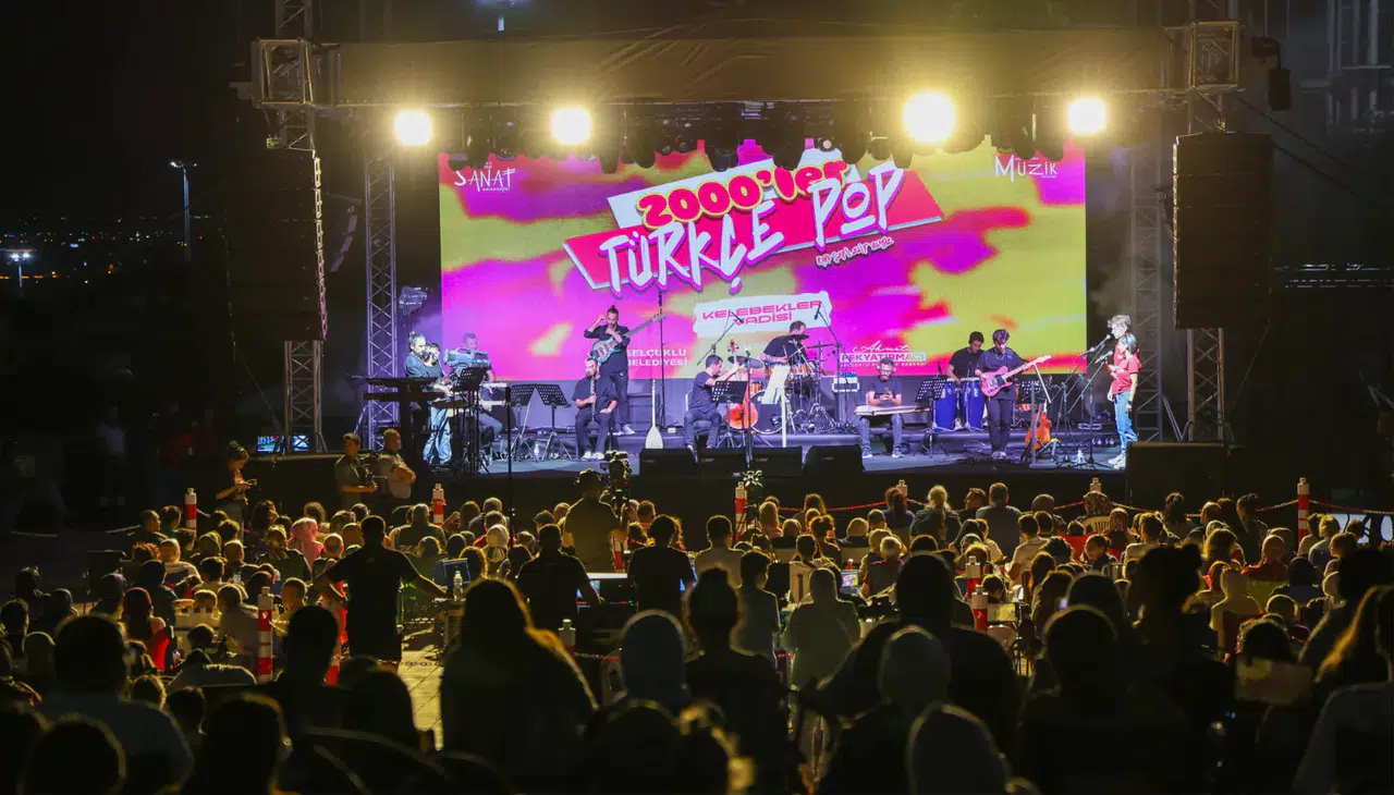Konya’da 2000’ler Yeniden Yaşandı