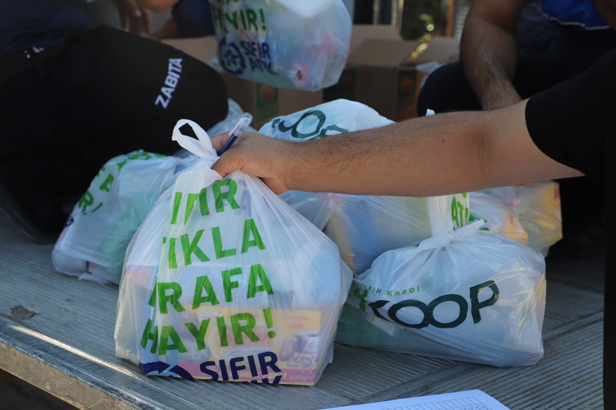 Cihanbeyli Belediyesinden 600 Aileye Mutfak Desteği