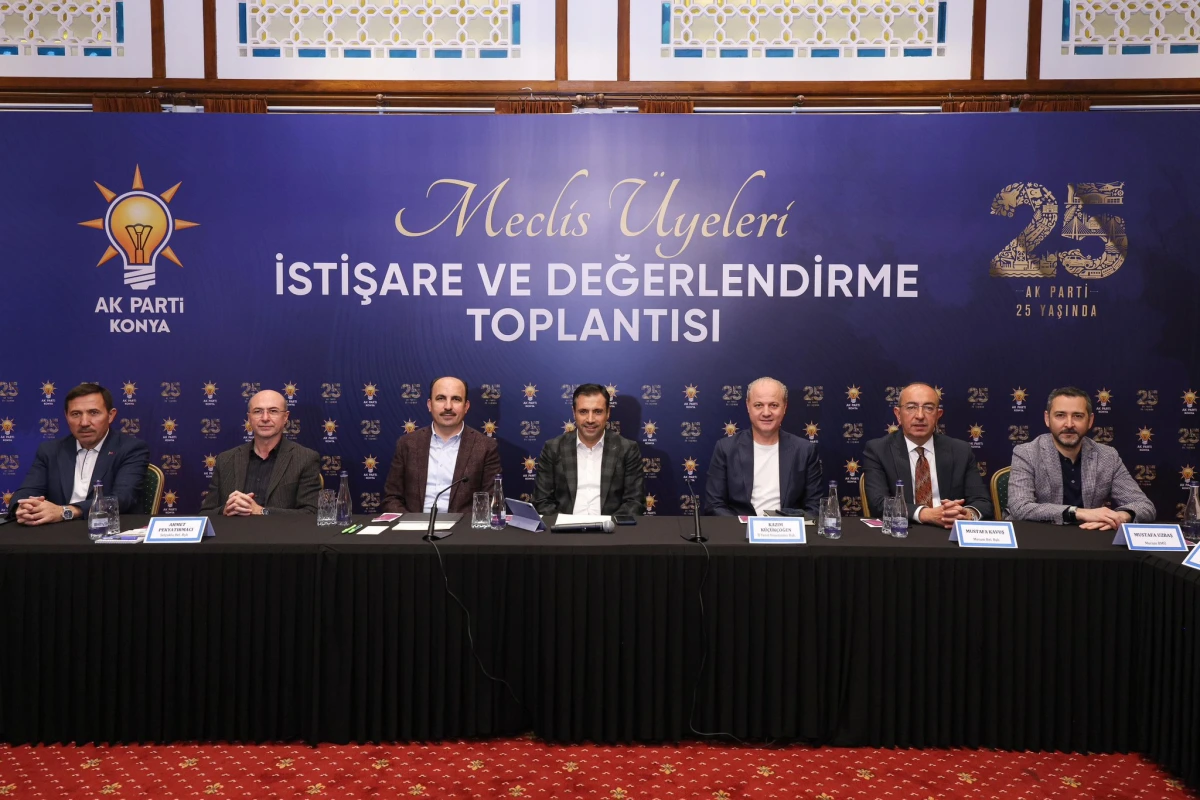 Konya AK Parti Teşkilatında İstişare Toplantısı